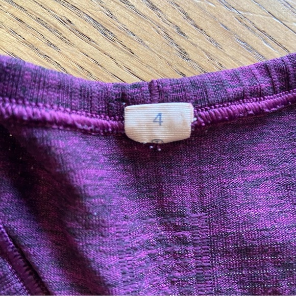 Womens purple Lululemon Swiftly Tech Racerback size 4 - Picture 8 of 10